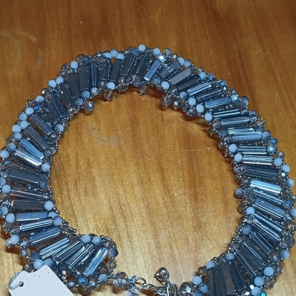 Eye candy Los Angeles acrylic and glass bead necklace - Picture 6 of 8